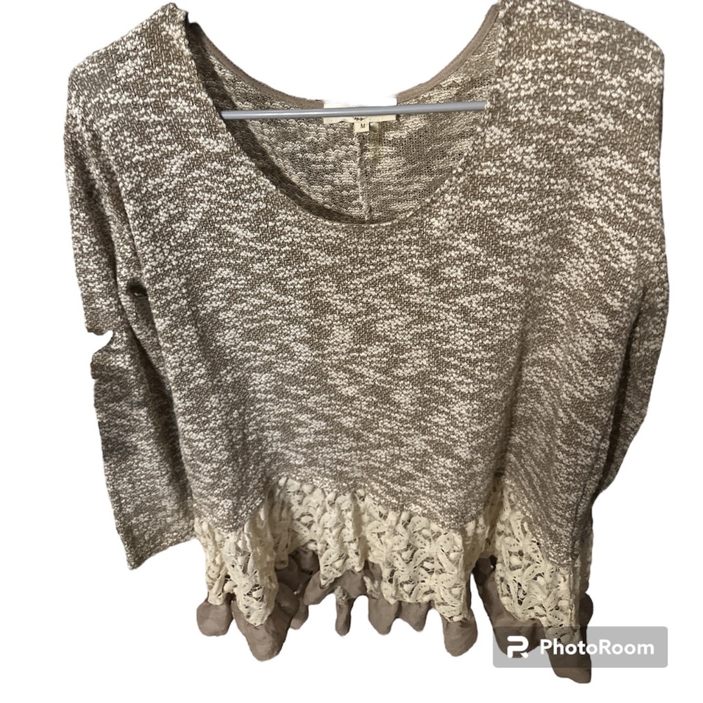 Entro beige blush green shade long sleeve sweater with lace ruffles at bottom m